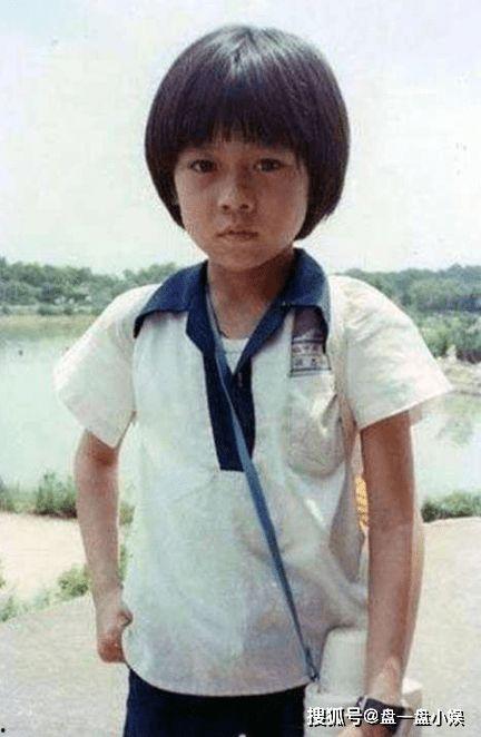 跟林志颖同年男明星,他的人生轨迹却截然不同，揭秘这位男明星的传奇故事”