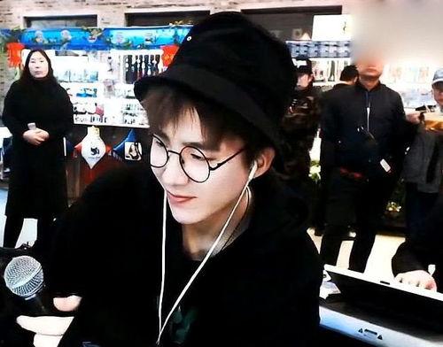 刘宇宁爆料女朋友视频