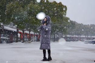 梦见和老公在雪地里走,梦境中的爱情足迹