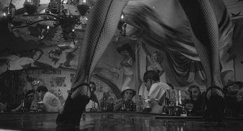 电影中的丝袜情节,电影中的性感元素解析