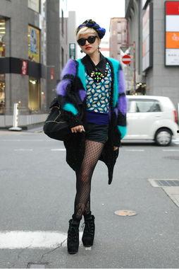 日本少女丝袜free,日本少女的时尚演绎